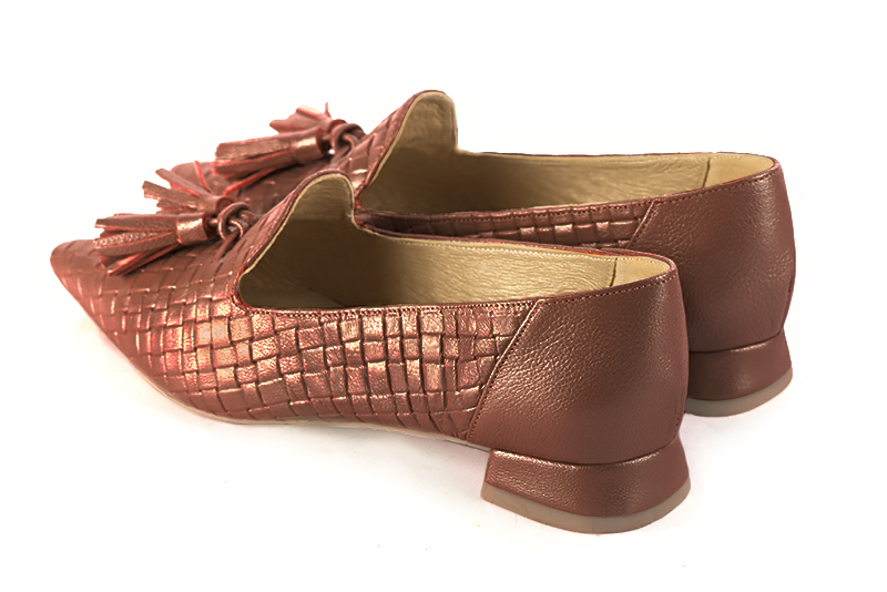 Terracotta orange women's loafers with pompons. Pointed toe. Flat flare heels. Rear view - Florence KOOIJMAN